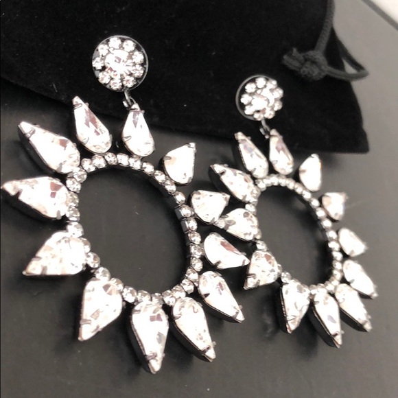 GUNMETAL CRYSTAL OPEN CIRCLE DANGLING EARRINGS - Picture 12 of 16